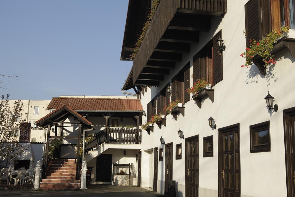 Pensiunea Doina&Jenő Târgu-Mureş Exterior foto
