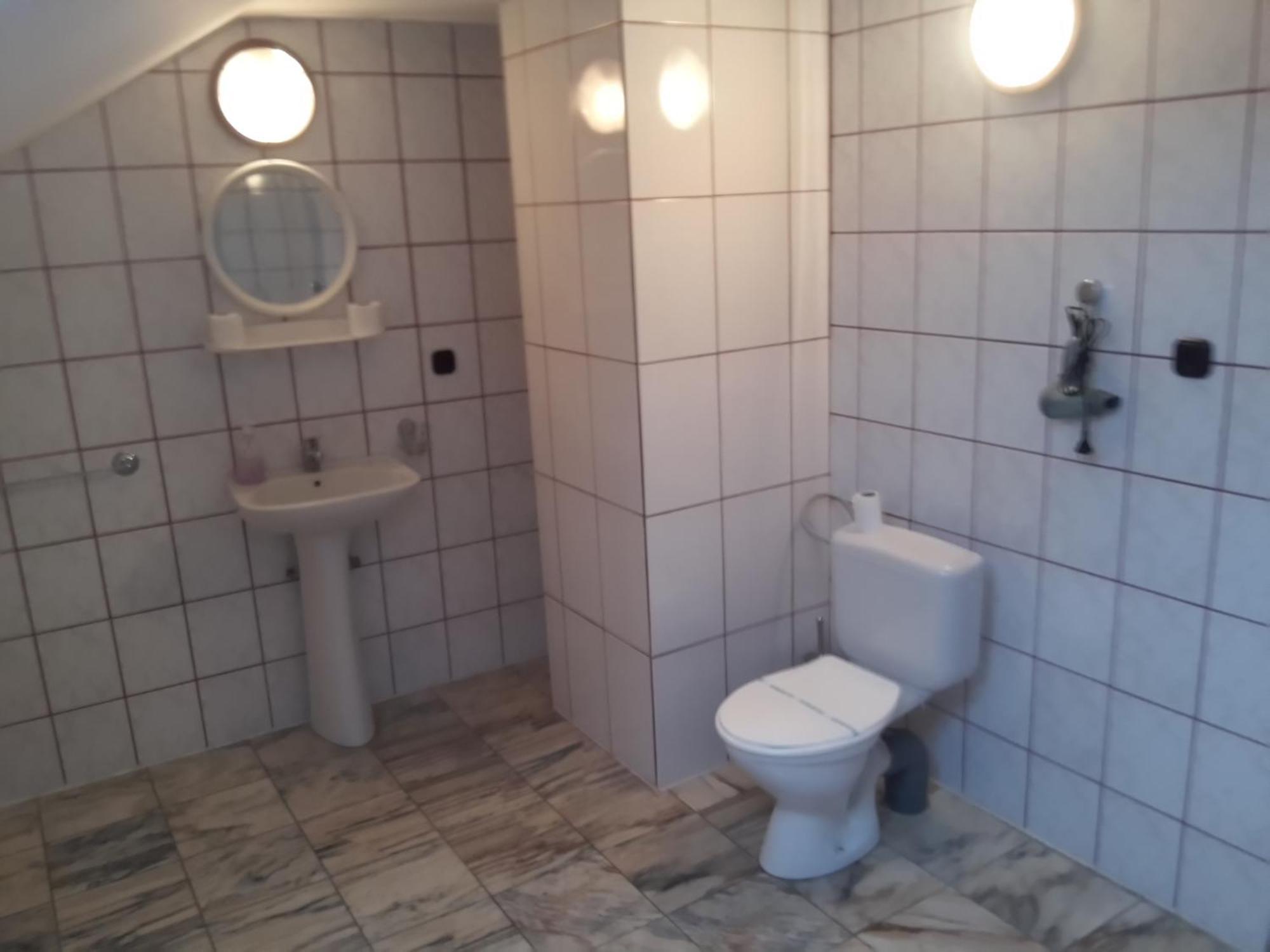 Pensiunea Doina&Jenő Târgu-Mureş Cameră foto